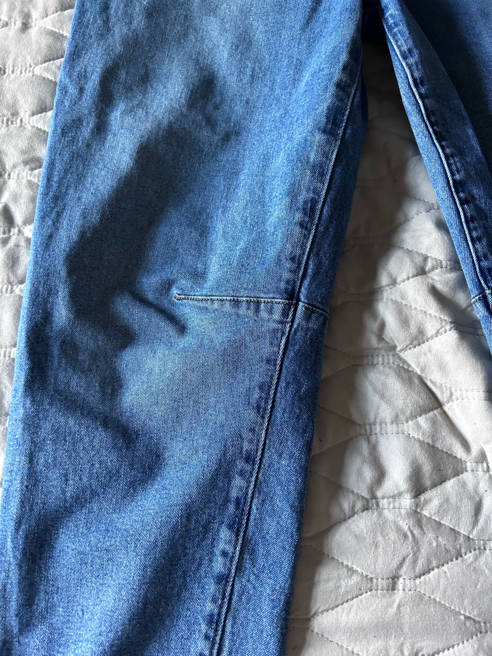 Kut from the Kloth Women's Relaxed Blue Denim Jeans - Picture 2 of 7